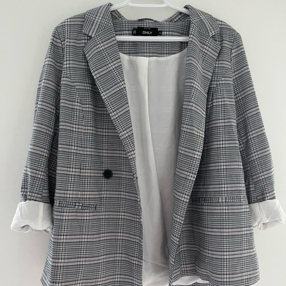 Blazer - white, blue, black stripes